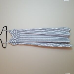 ST. TROPEZ 100%Linen Maxi Dress, size 4, blue/white stripe, lined bust